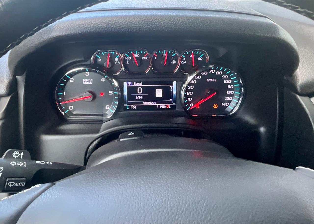 Chevrolet Suburban LT 4WD 2018