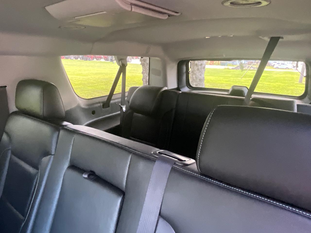 Chevrolet Suburban LT 4WD 2018