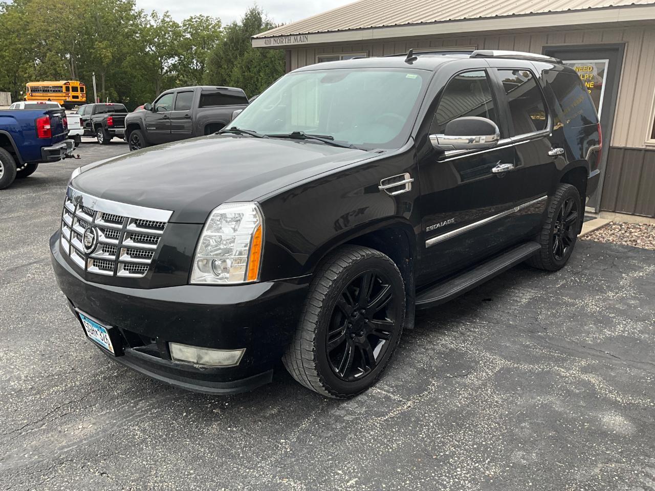 Cadillac Escalade AWD Luxury 2011