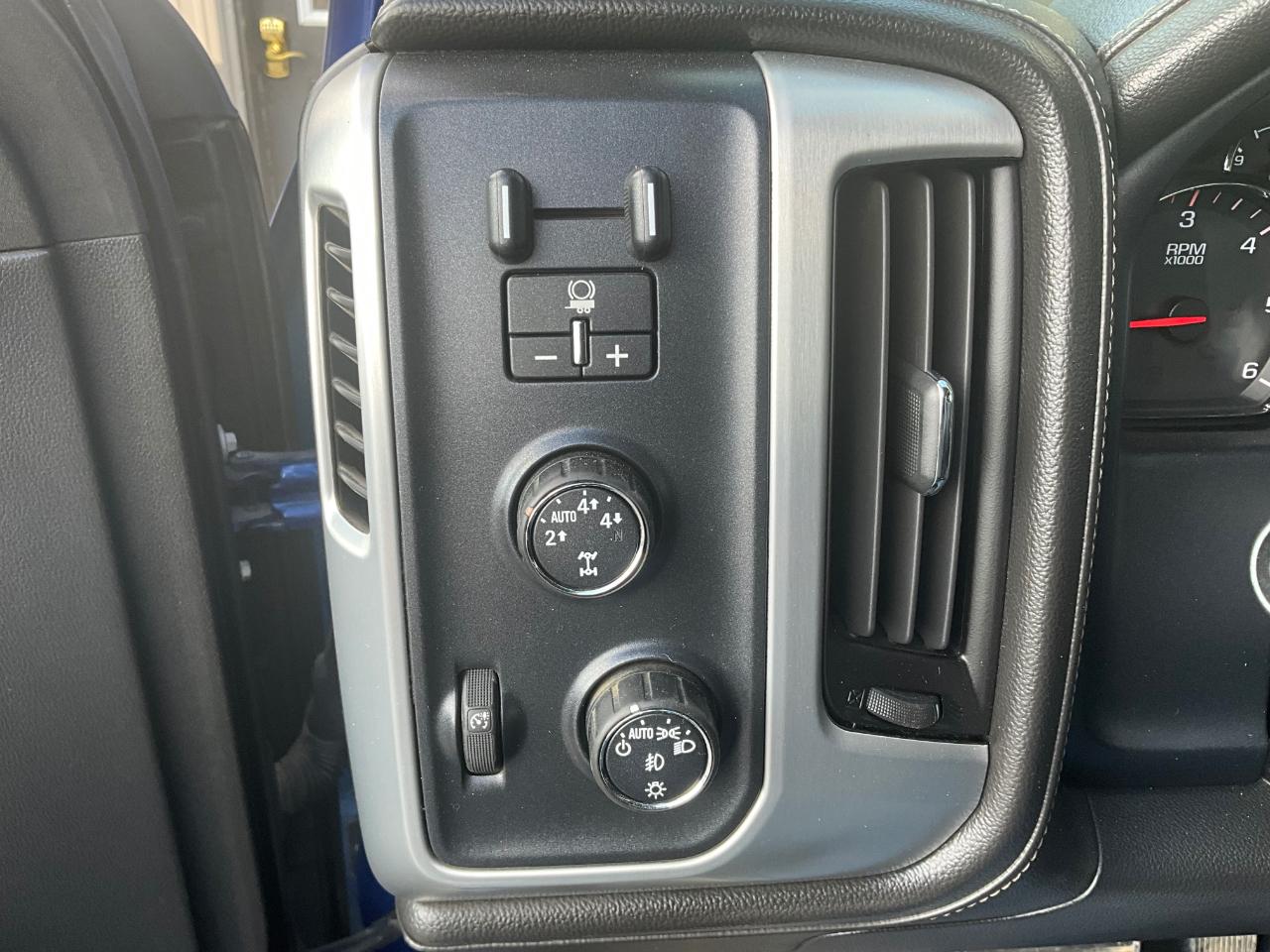 GMC Sierra 1500 SLE Ext. Cab 4WD 2014