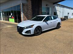 2024 Nissan Altima 