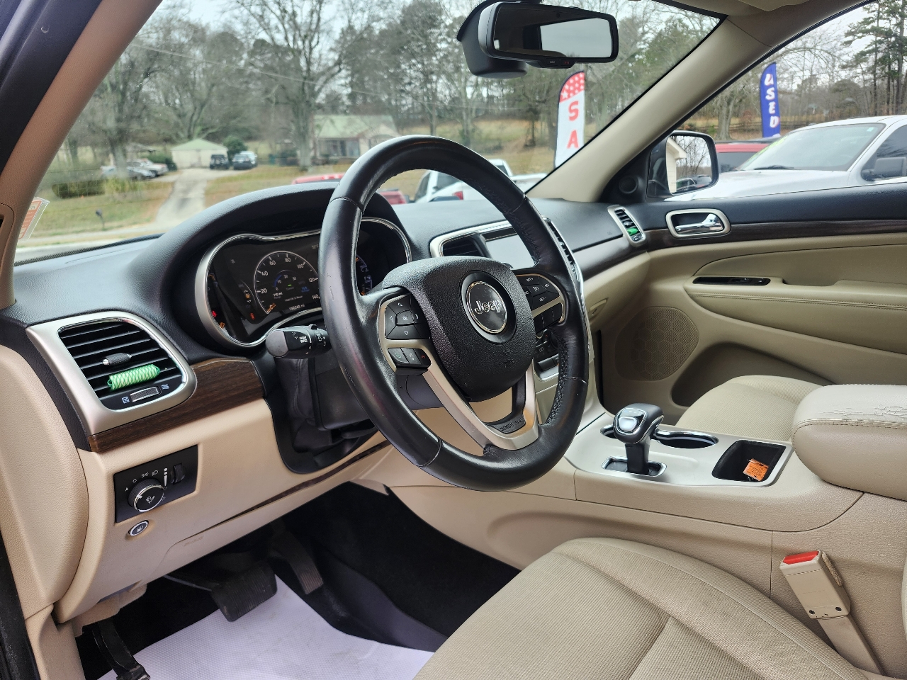 Jeep Grand Cherokee Laredo 4WD 2015