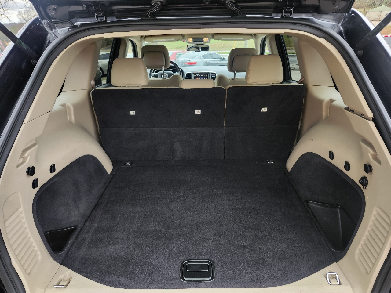 Jeep Grand Cherokee Laredo 4WD 2015