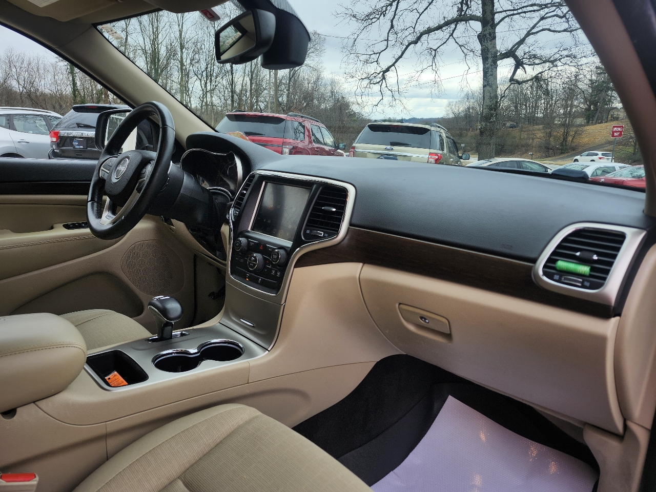 Jeep Grand Cherokee Laredo 4WD 2015