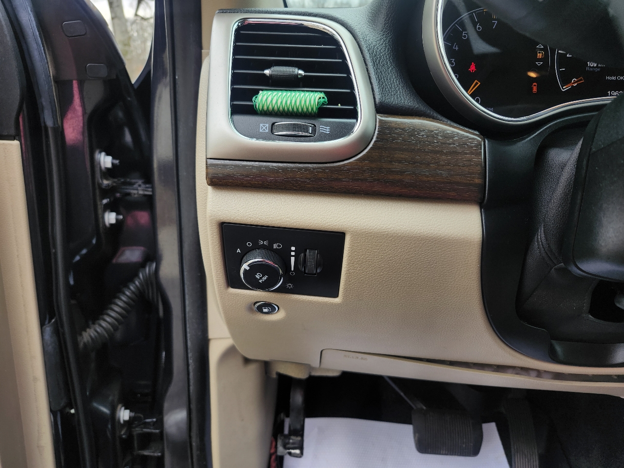 Jeep Grand Cherokee Laredo 4WD 2015