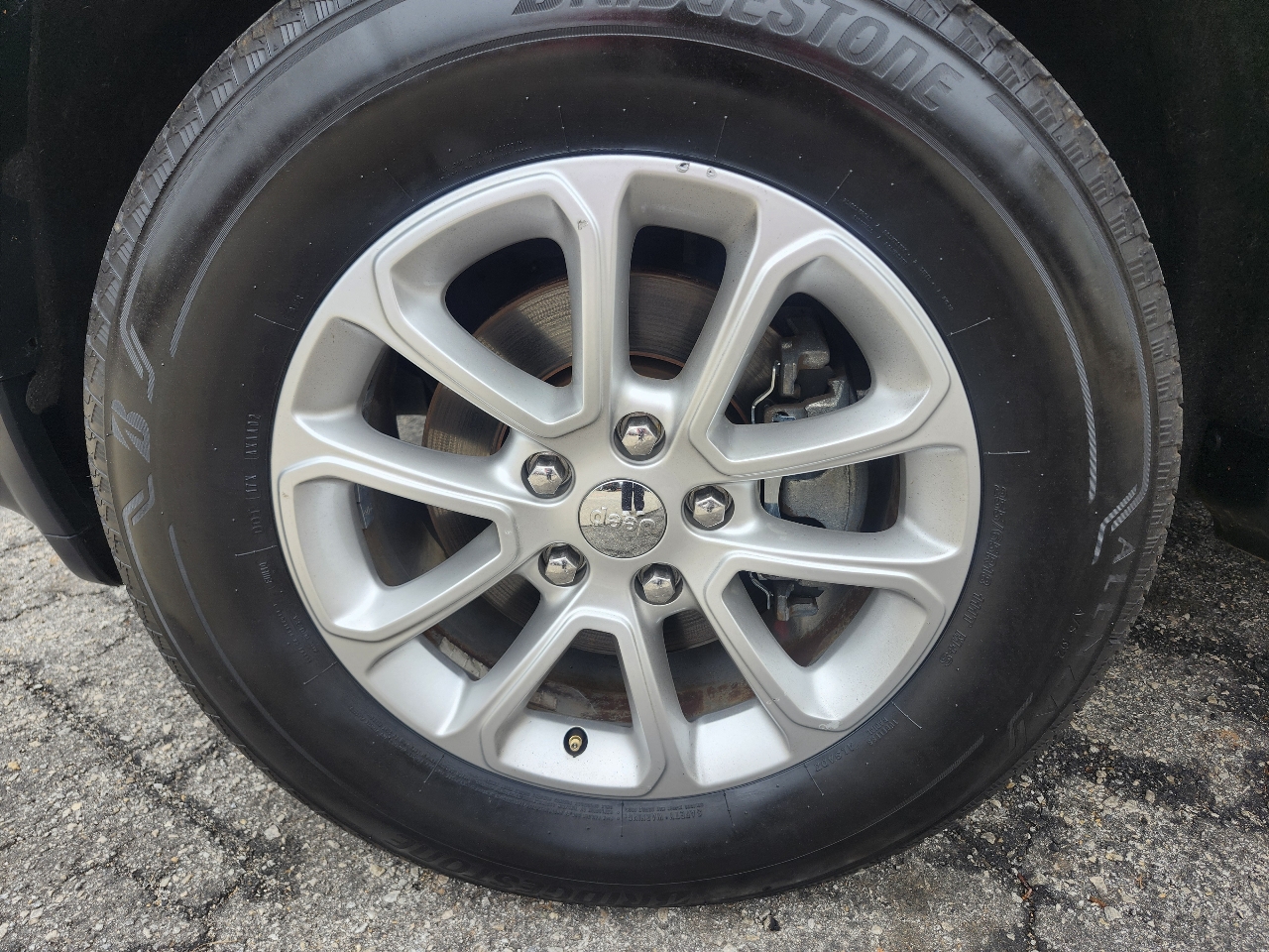 Jeep Grand Cherokee Laredo 4WD 2015