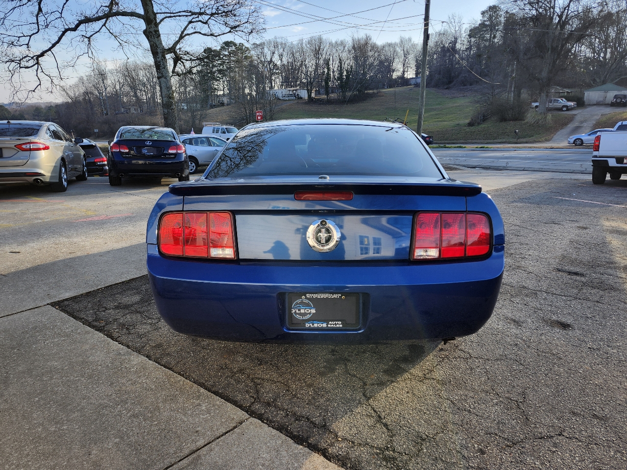Ford Mustang V6 Deluxe Coupe 2007