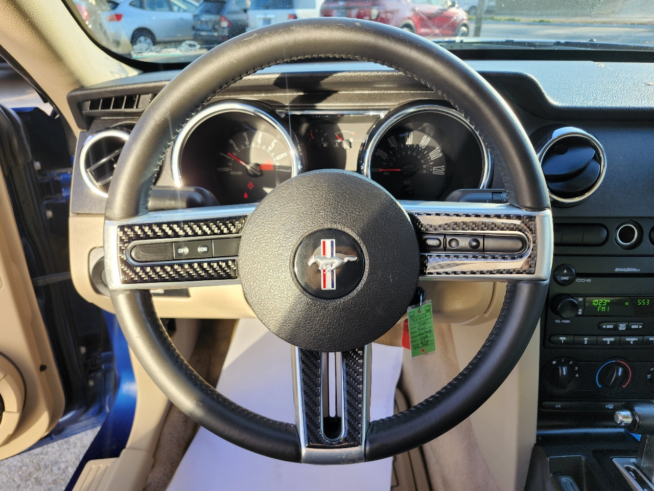 Ford Mustang V6 Deluxe Coupe 2007