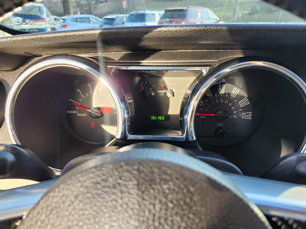 Ford Mustang V6 Deluxe Coupe 2007