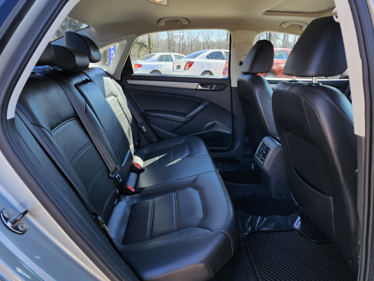 Volkswagen Passat 1.8T SE AT PZEV 2014