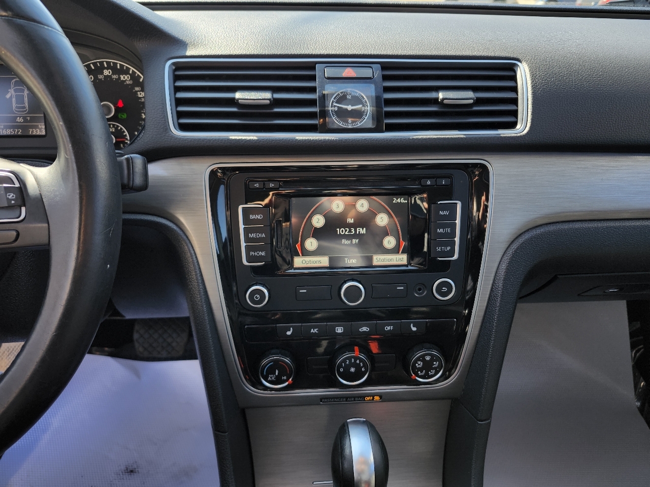 Volkswagen Passat 1.8T SE AT PZEV 2014