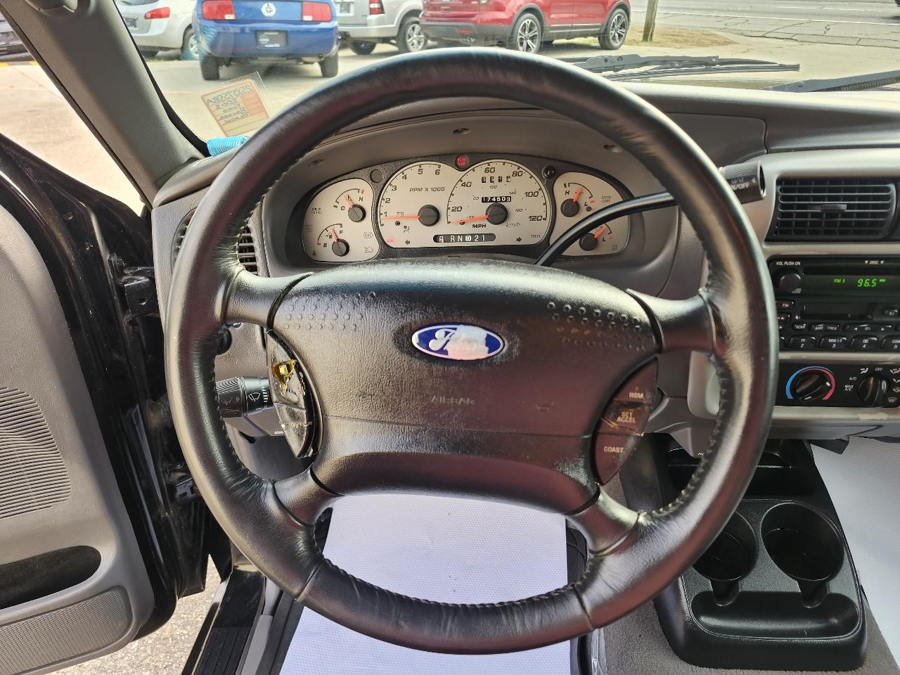 Ford Ranger XLT SuperCab 4-Door 2WD - 387A 2003