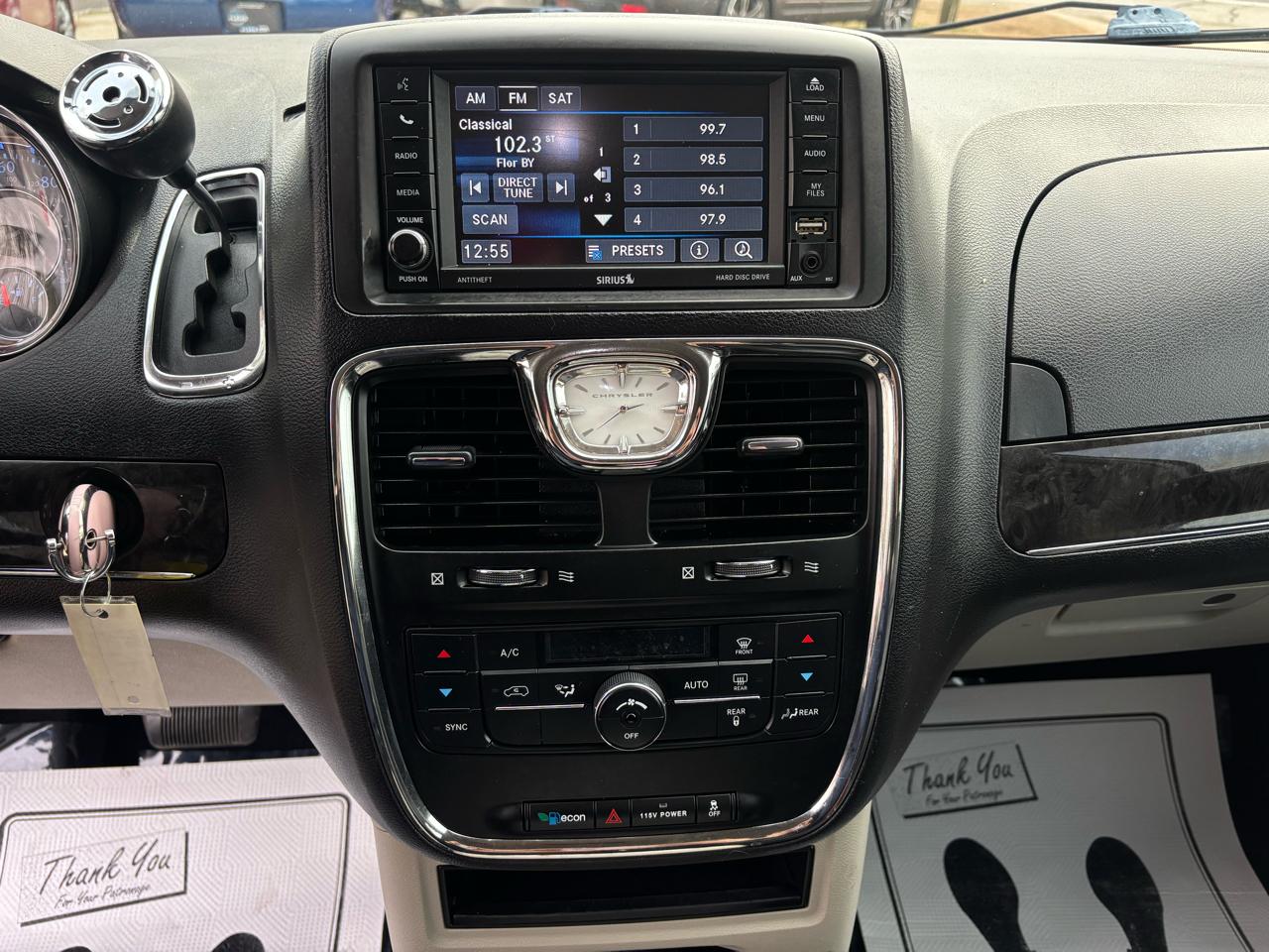 Chrysler Town & Country Touring 2015