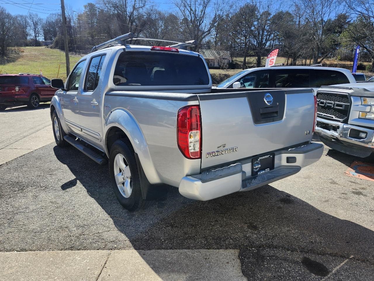Nissan Frontier LE 2005