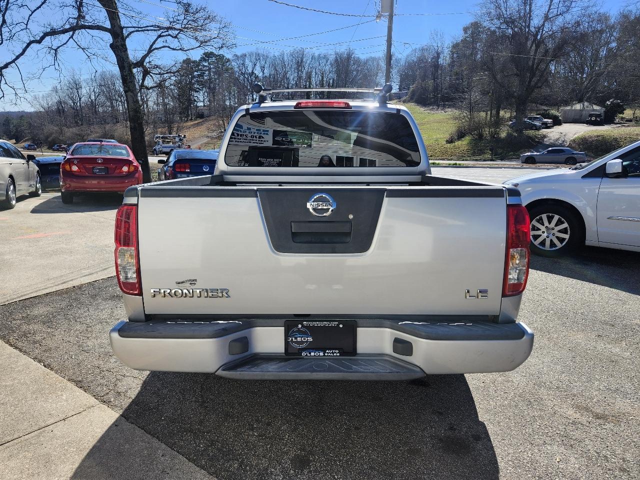 Nissan Frontier LE 2005