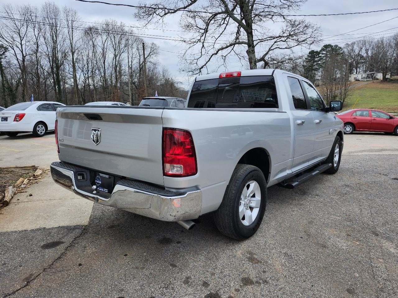 RAM 1500 SLT Quad Cab 2WD 2014