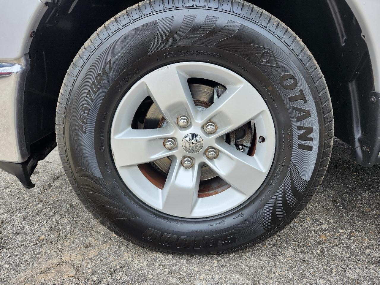 RAM 1500 SLT Quad Cab 2WD 2014