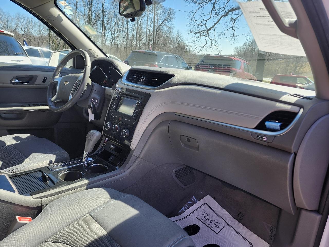 Chevrolet Traverse 1LT FWD 2016