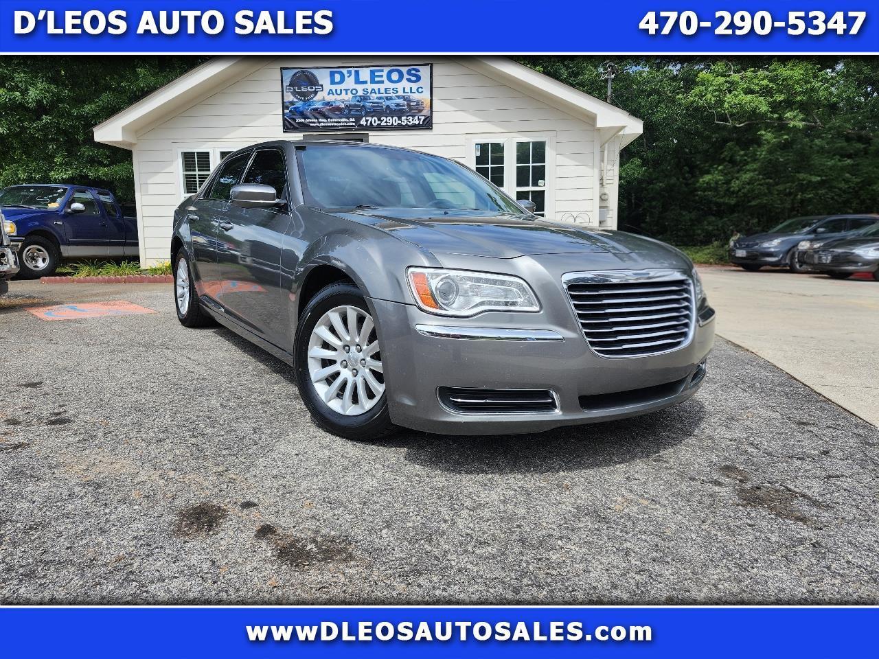 2012 Chrysler 300 4dr Sdn V6 RWD
