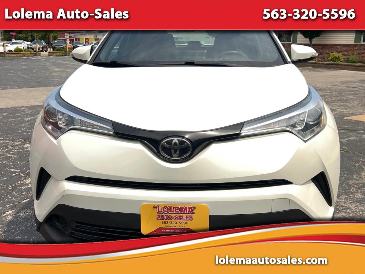 2019 Toyota C-HR LE's photo