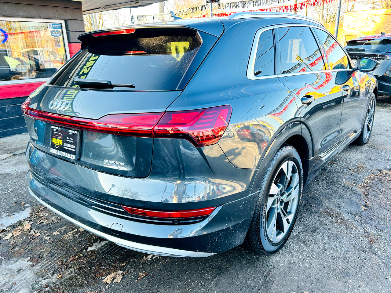 Audi E-Tron Premium Plus quattro 2023