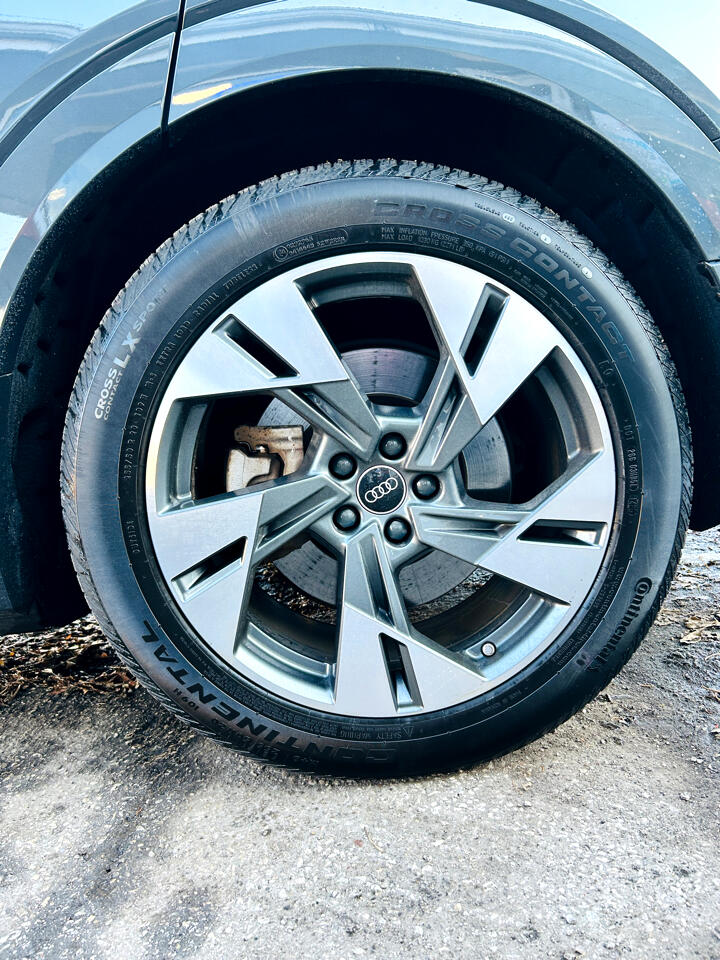 Audi E-Tron Premium Plus quattro 2023