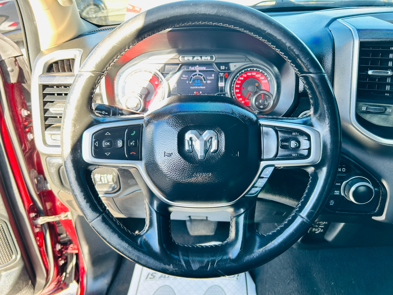 RAM 1500 Big Horn Crew Cab SWB 4WD 2019