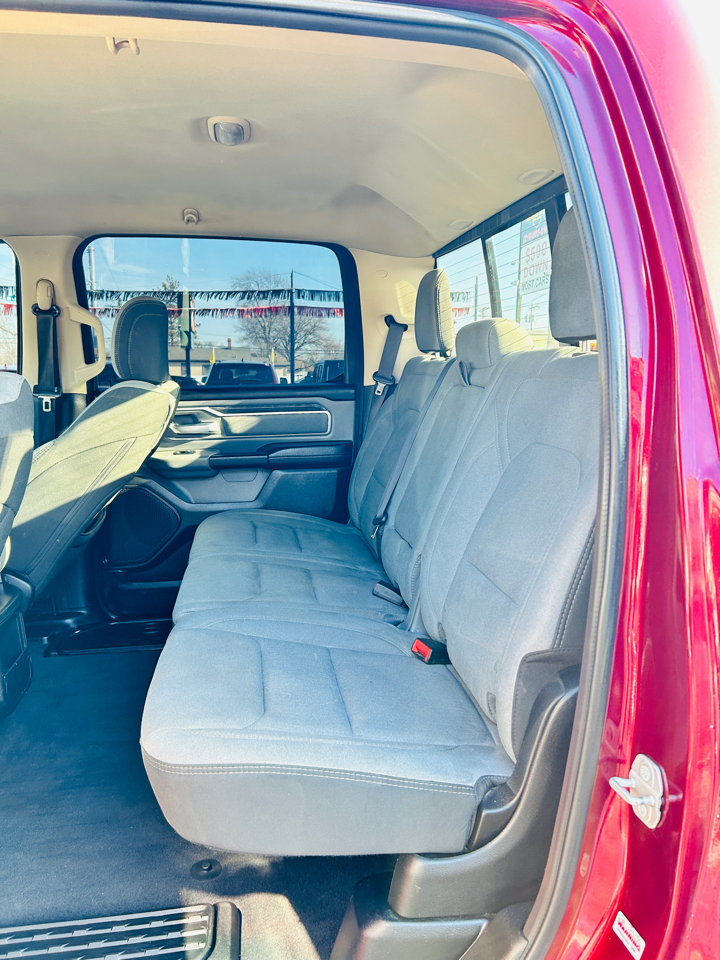 RAM 1500 Big Horn Crew Cab SWB 4WD 2019