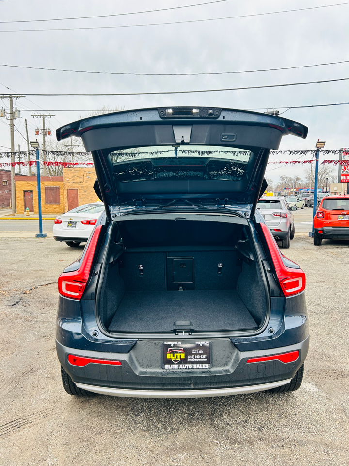 Volvo XC40 T4 Momentum 2022