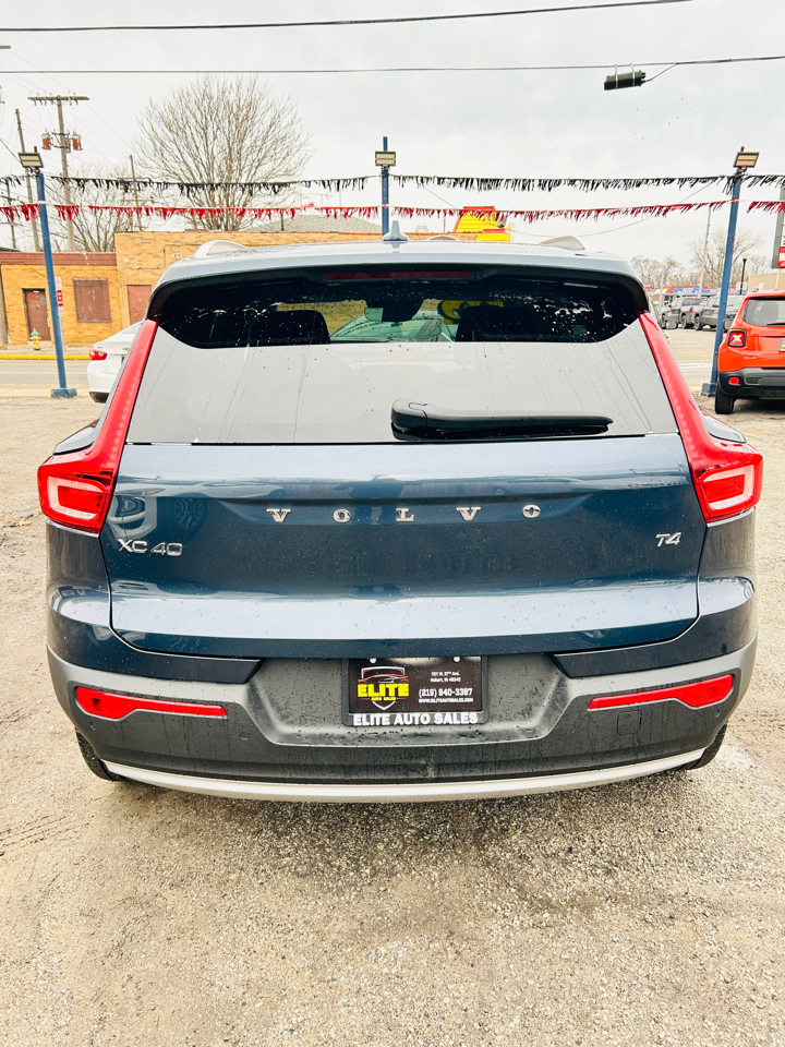 Volvo XC40 T4 Momentum 2022