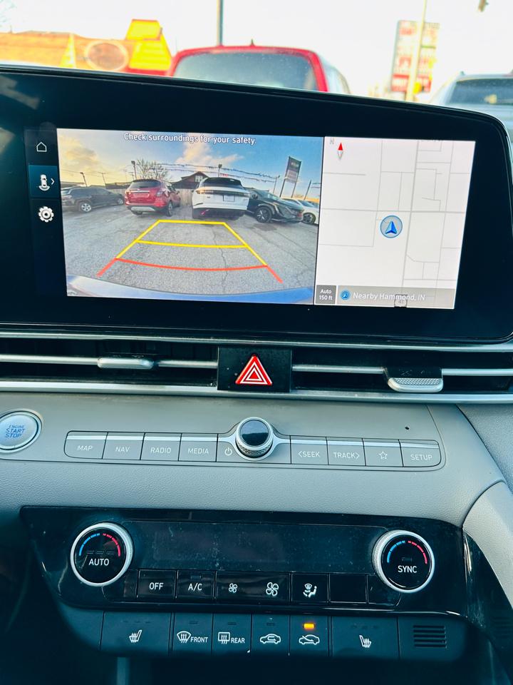 Hyundai Elantra SEL 2023