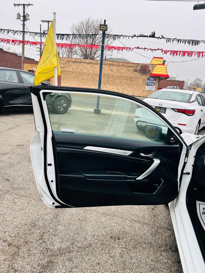 Honda Civic Touring Coupe CVT 2019