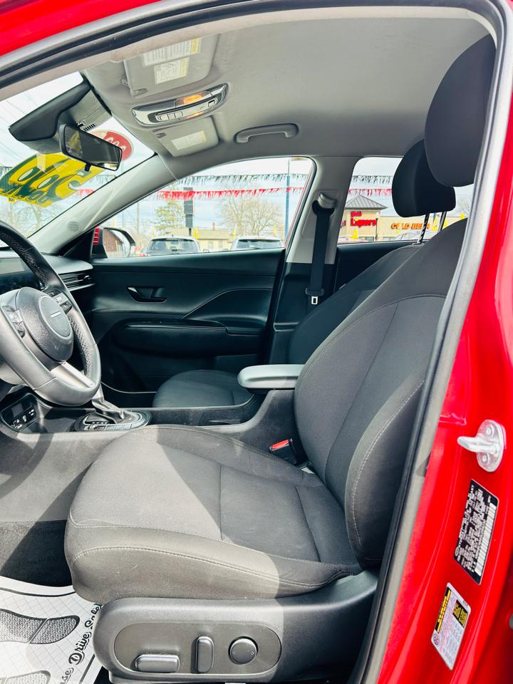 Hyundai Kona SEL AWD 2025