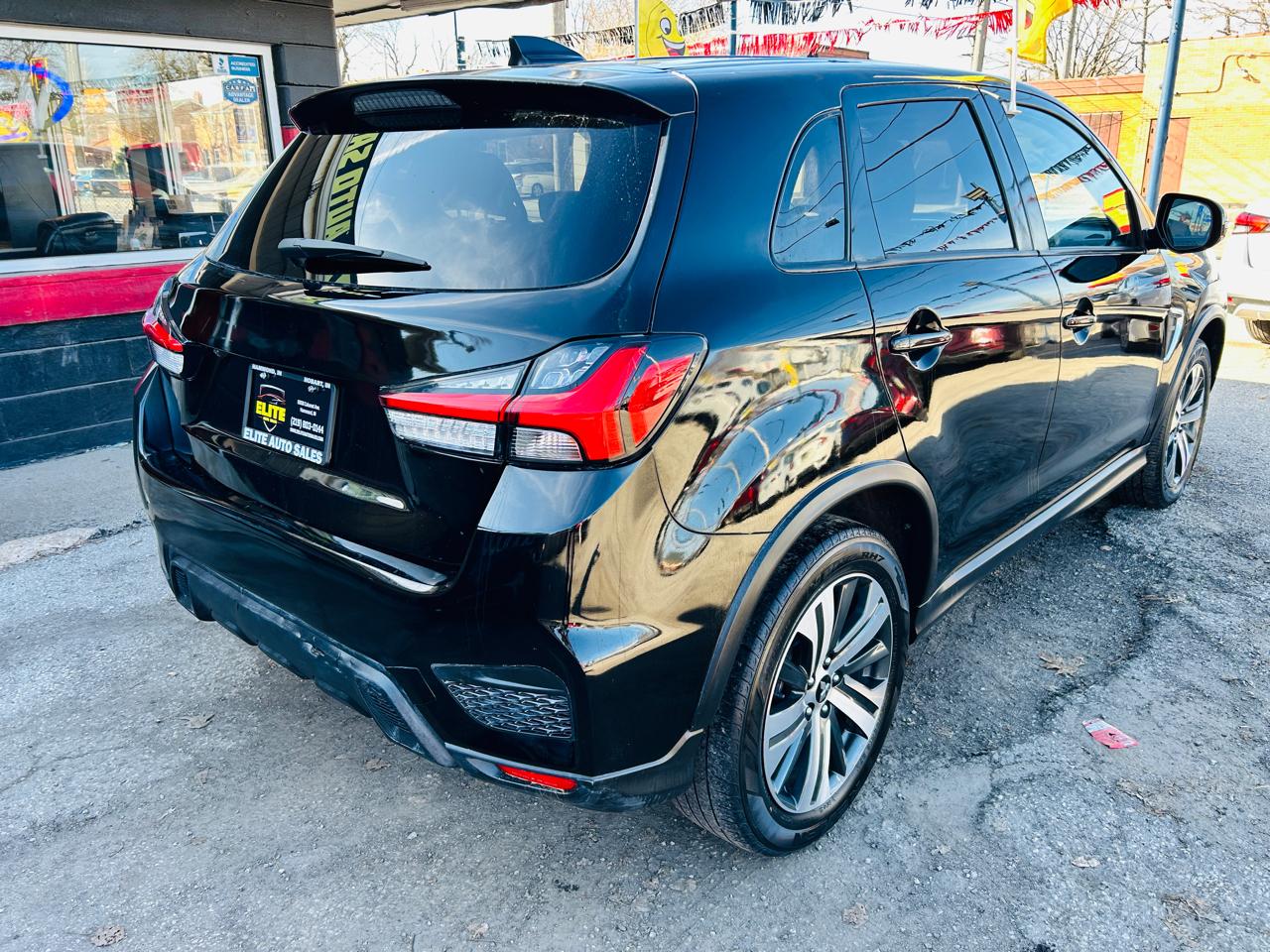 Mitsubishi Outlander Sport 2.0 ES 4WD 2024