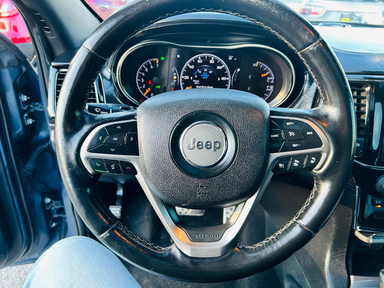 Jeep Grand Cherokee Overland 4WD 2020