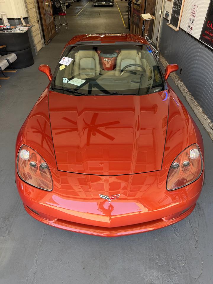 Chevrolet Corvette 1LT 2D Convertible 2005