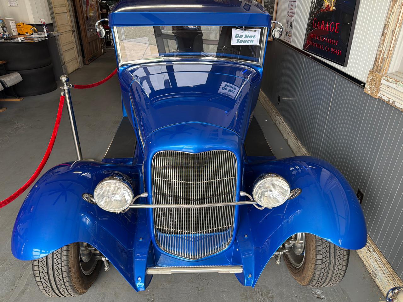 Ford DELUXE COUPE  1931
