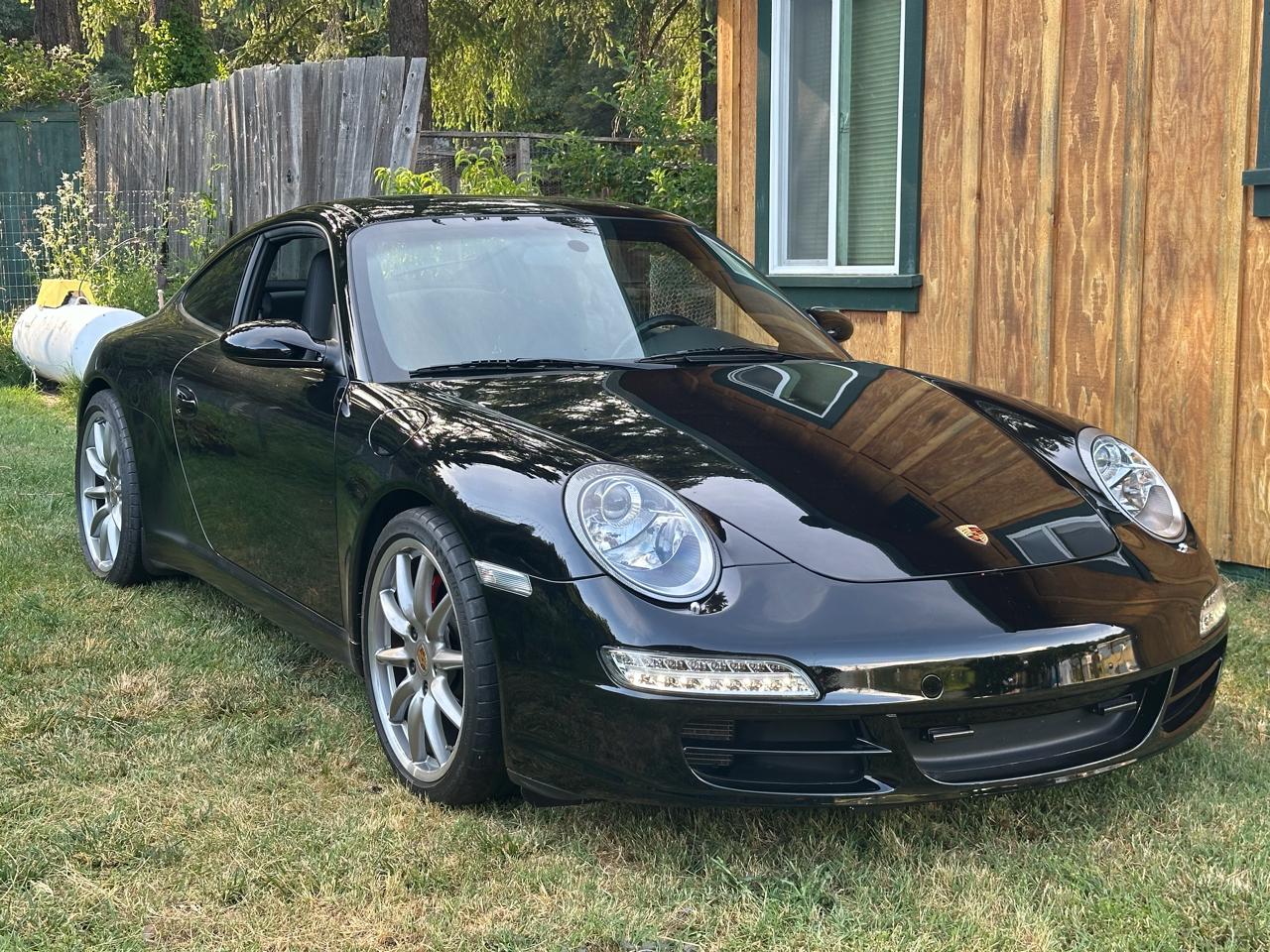 Porsche 911 Carrera 2dr Carrera 4 Cpe 6-Spd Manual 2006