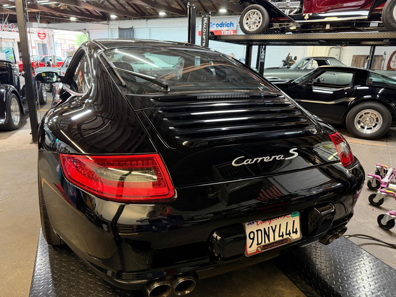 Porsche 911 Carrera 2dr Carrera 4 Cpe 6-Spd Manual 2006