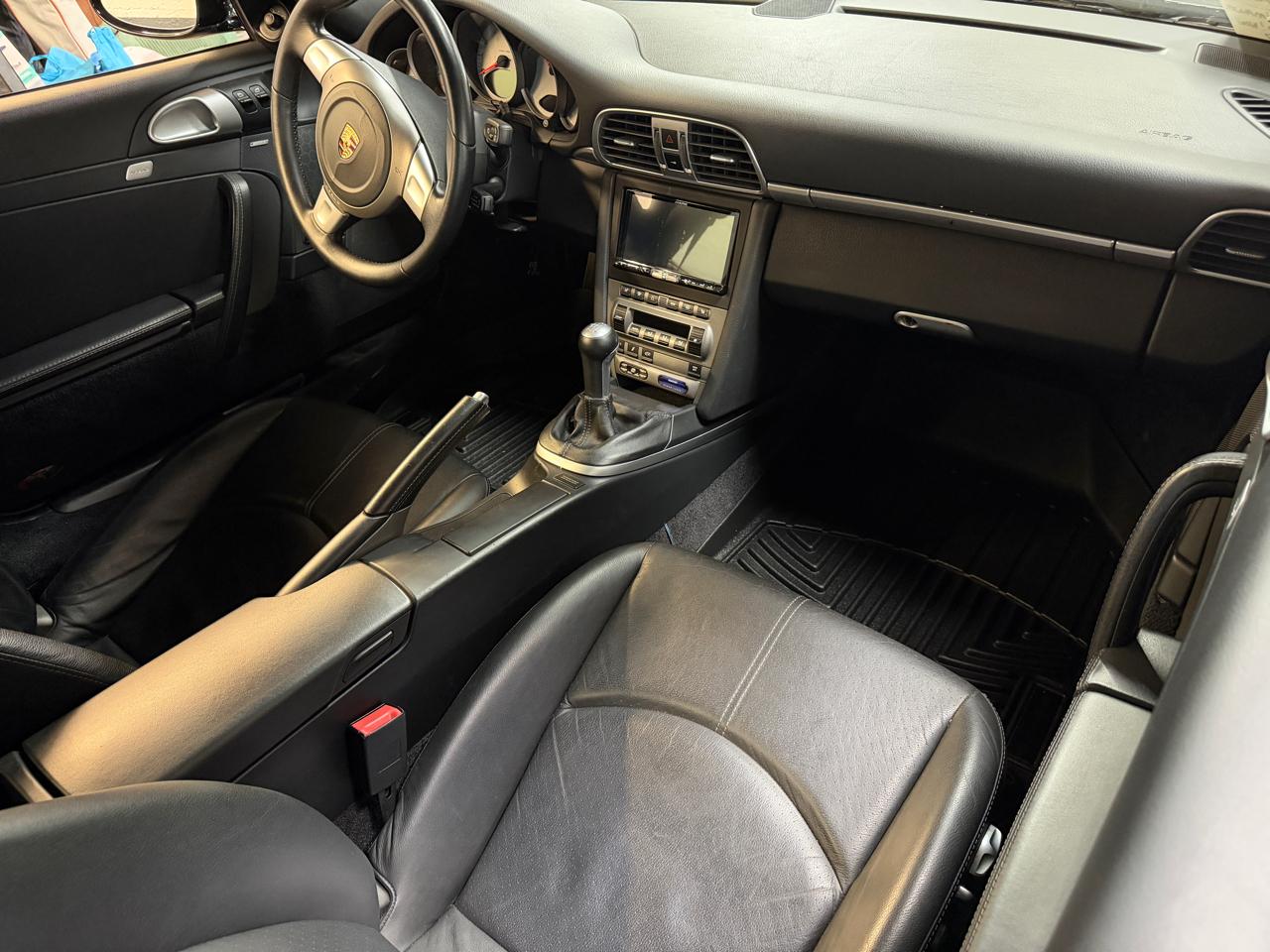 Porsche 911 Carrera 2dr Carrera 4 Cpe 6-Spd Manual 2006