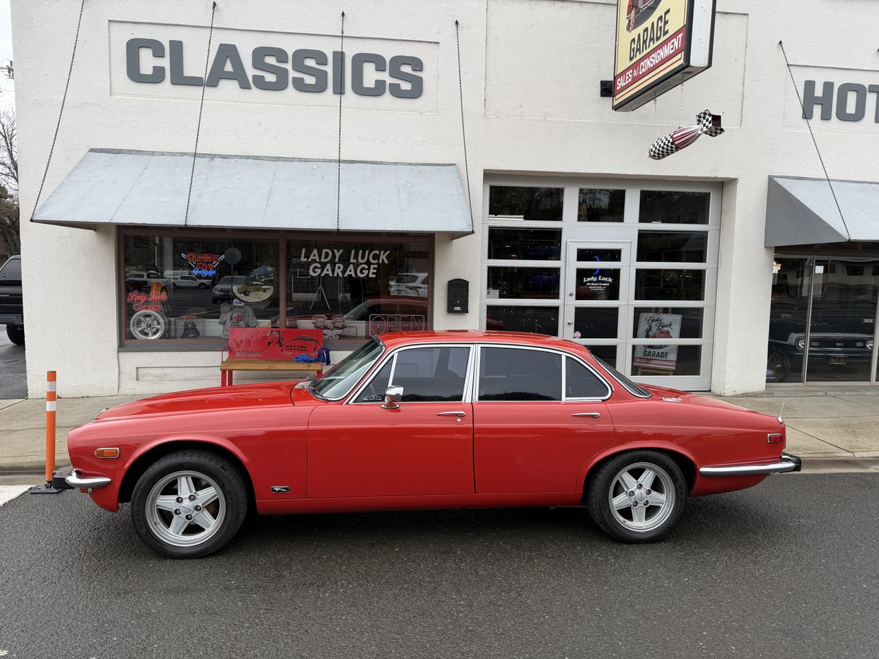 Jaguar XJ6  1974