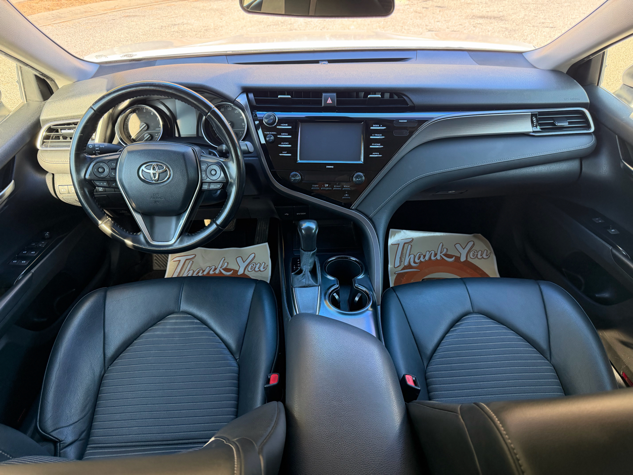 Toyota Camry SE 2020