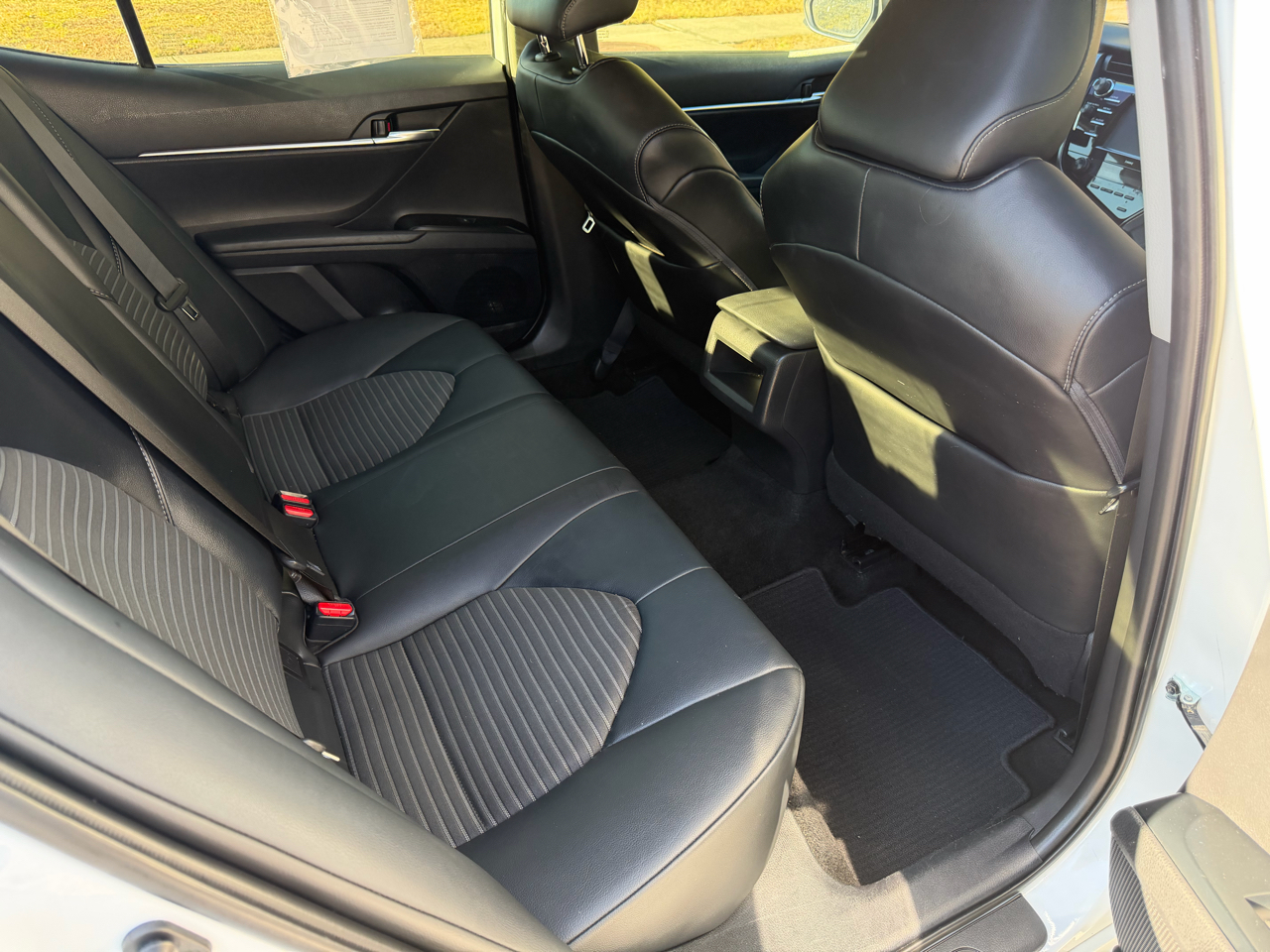 Toyota Camry SE 2020