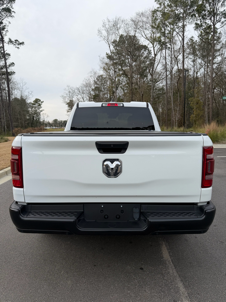 RAM 1500 Tradesman Quad Cab 2WD 2022