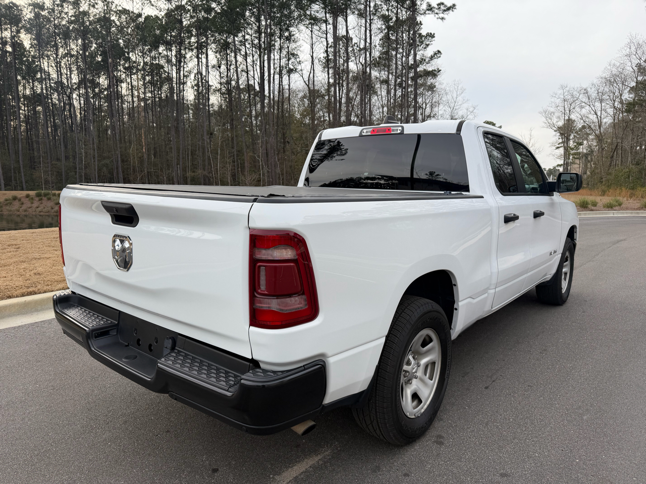 RAM 1500 Tradesman Quad Cab 2WD 2022