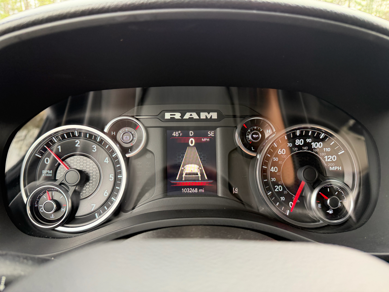 RAM 1500 Tradesman Quad Cab 2WD 2022