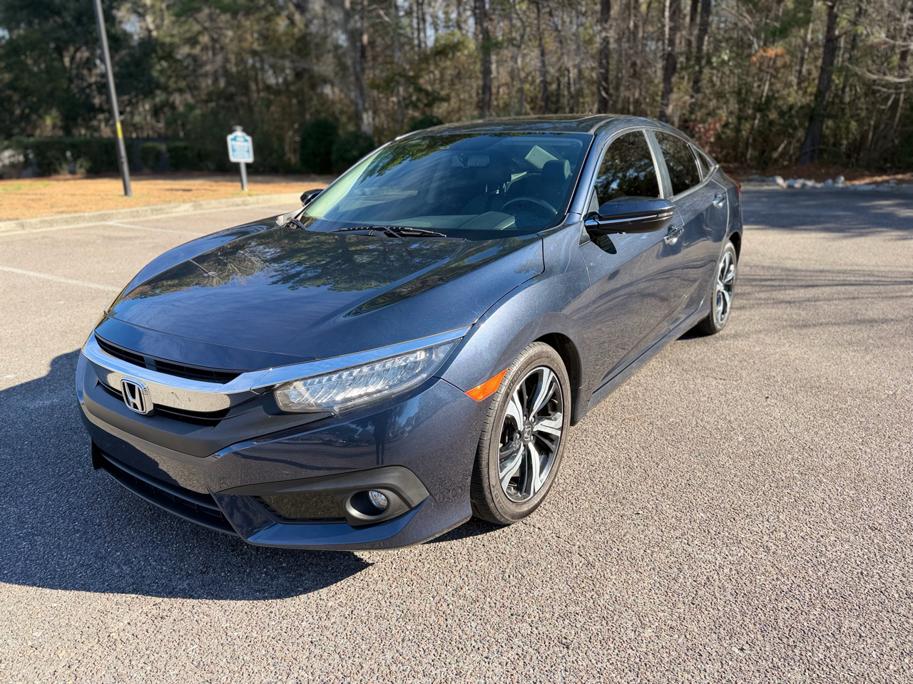Honda Civic Touring Sedan CVT 2018