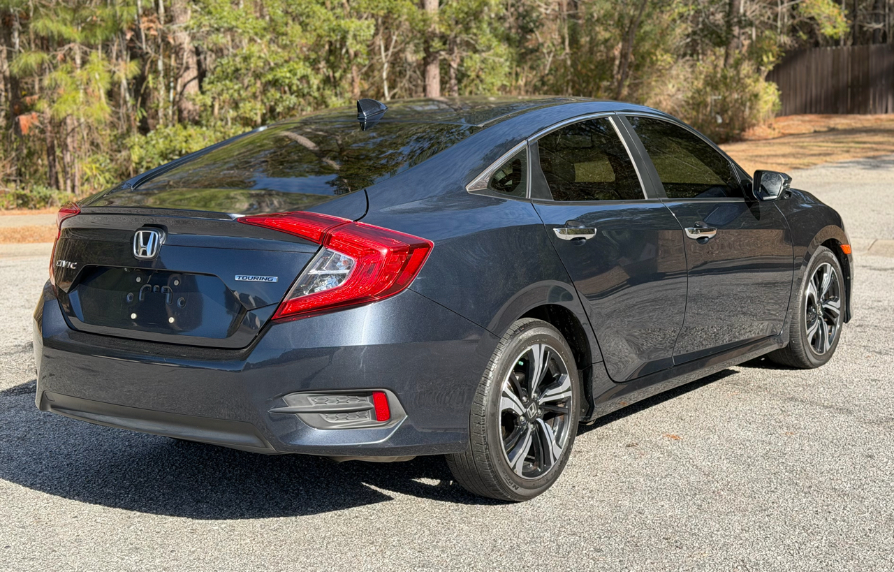 Honda Civic Touring Sedan CVT 2018