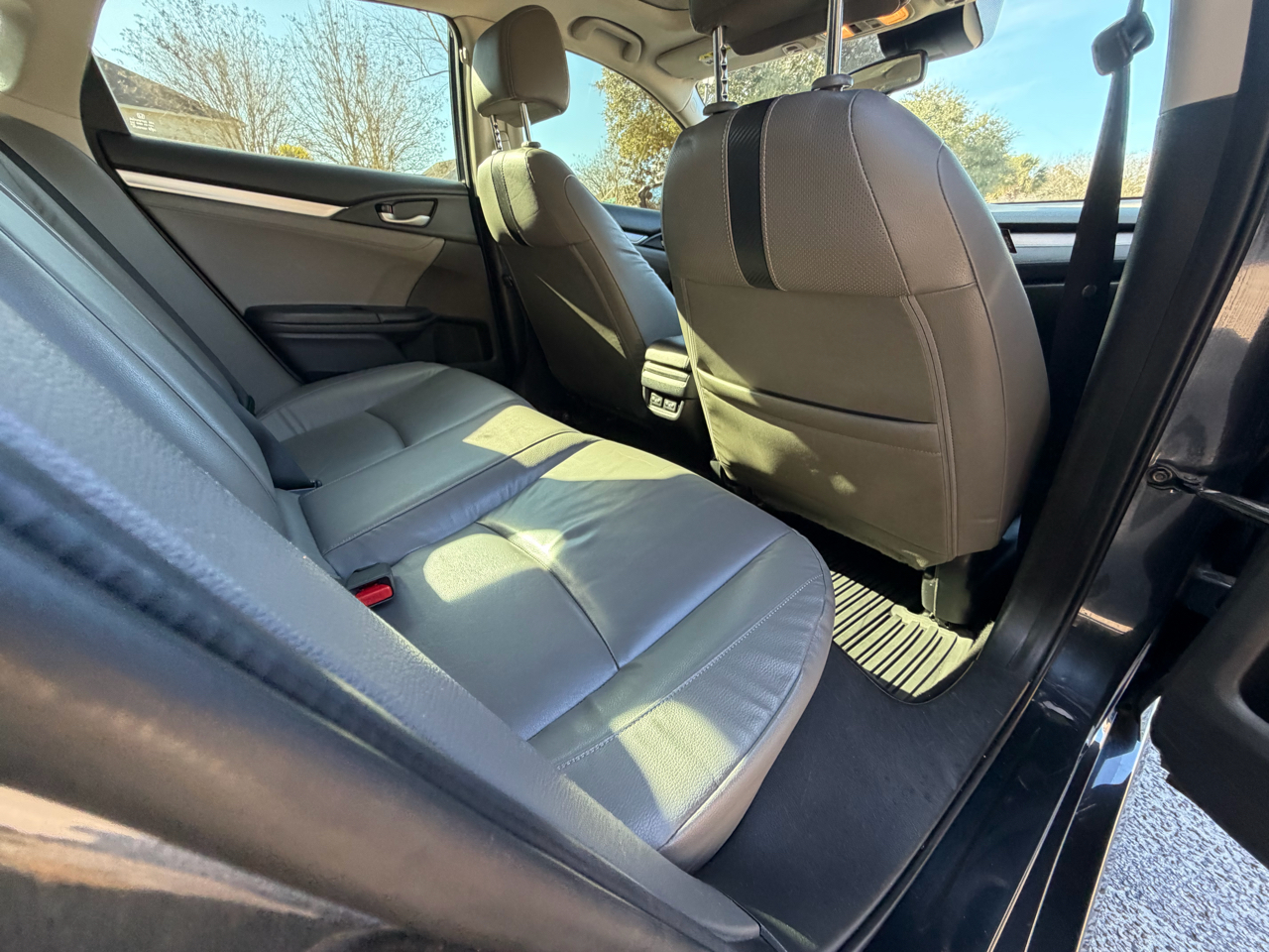 Honda Civic Touring Sedan CVT 2018