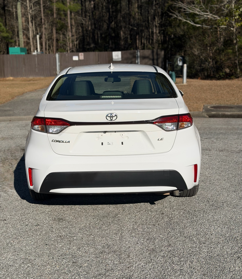 Toyota Corolla LE 2022